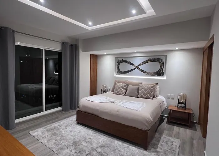 Luxurious In Plaza Del Angel Apartamento *